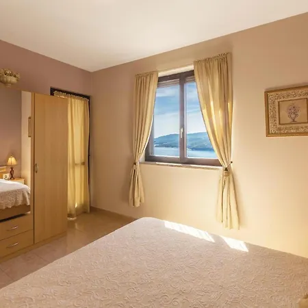 Two-bedroom In Apartment *