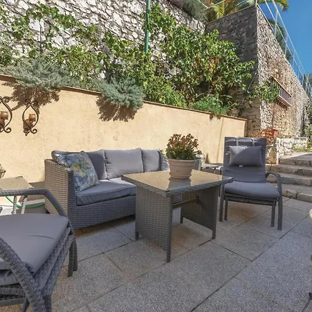 Two-bedroom In Апартаменты